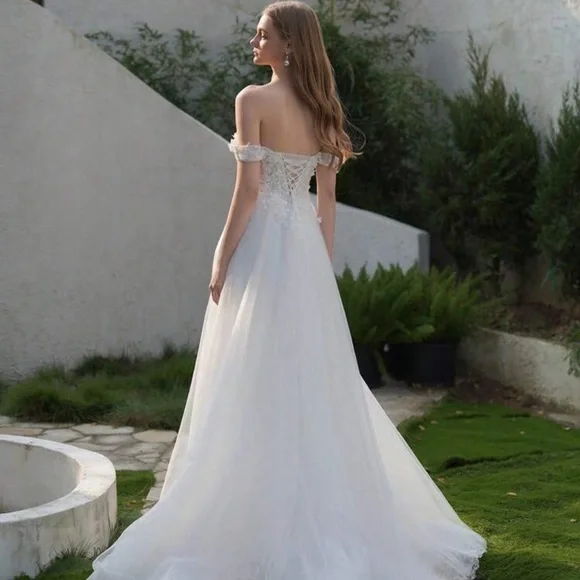 Chic Off-Shoulder Lace Bridal Gown - Picture 3 of 4